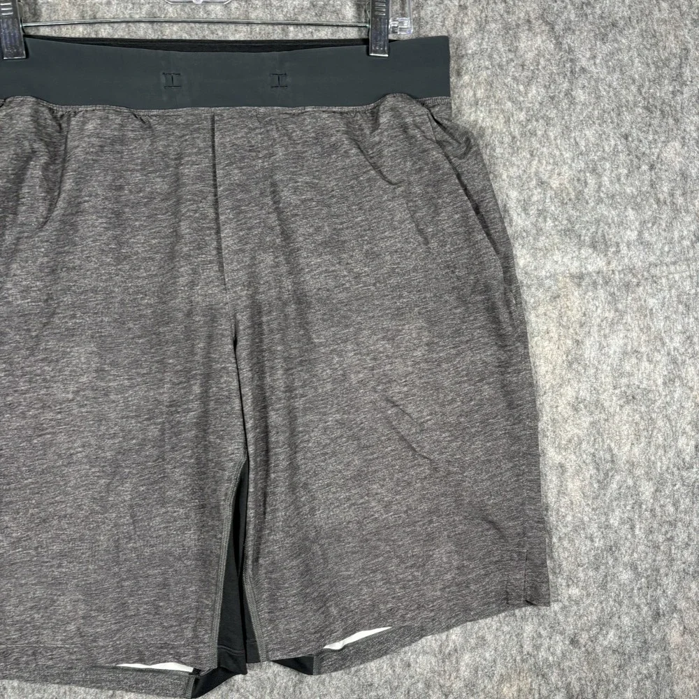 Lululemon Shorts Men's Medium 9